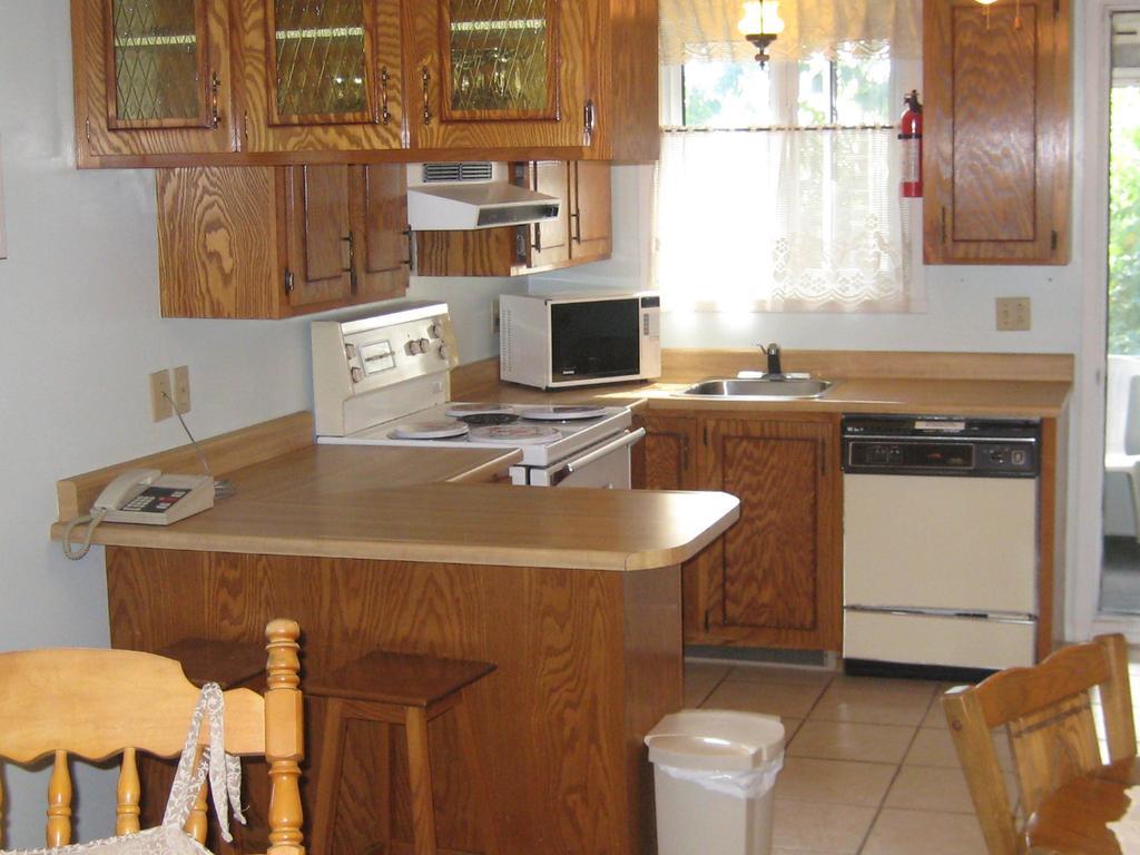 Condotel Motel Canadien Sainte-Anne-de-Beaupre Bilik gambar
