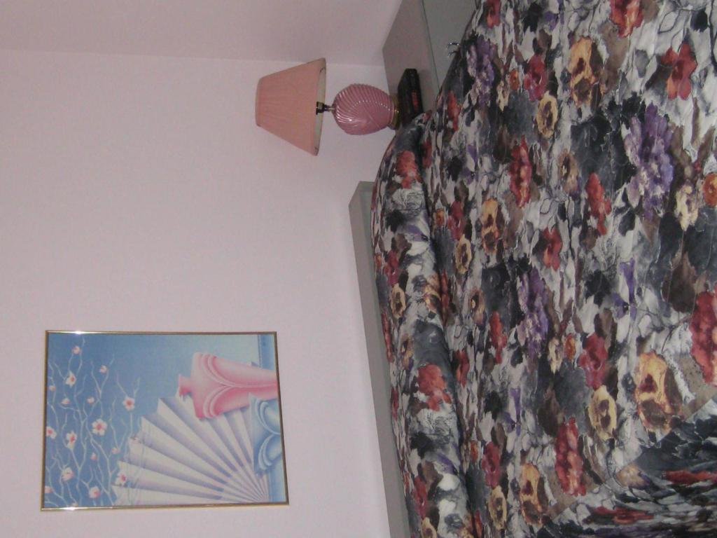 Condotel Motel Canadien Sainte-Anne-de-Beaupre Bilik gambar